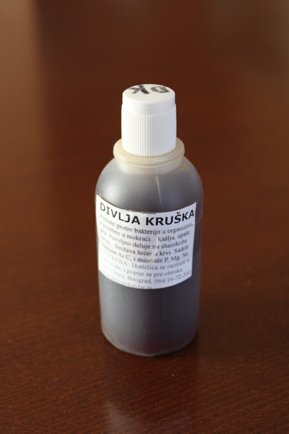 Divlja kruška kapi