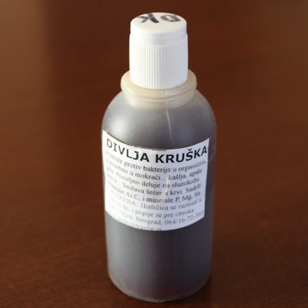 Divlja kruška kapi